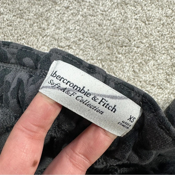 Abercrombie & Fitch Cheetah Animal Print Paperbag Cloud Sweat Shorts Size XS - Picture 6 of 11